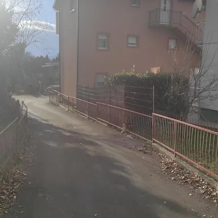 Leonida 2 דירה *