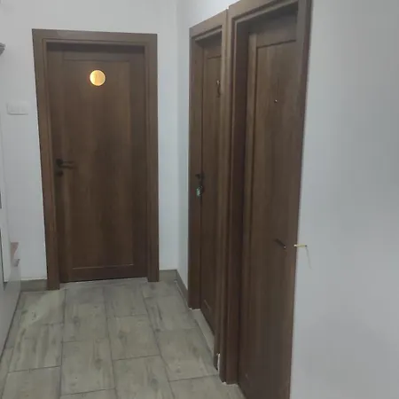 Leonida 2 דירה טרביניה