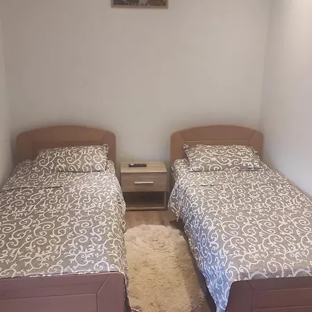 Leonida 3 Apartment *